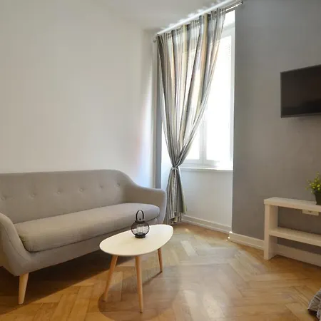 Solei Carera Studio Apartment *