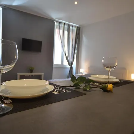 Solei Carera Studio Apartment
